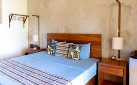 Lagoon Special Suite: Bikes & Kayaks!